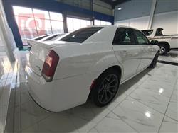 كرايسلر 300